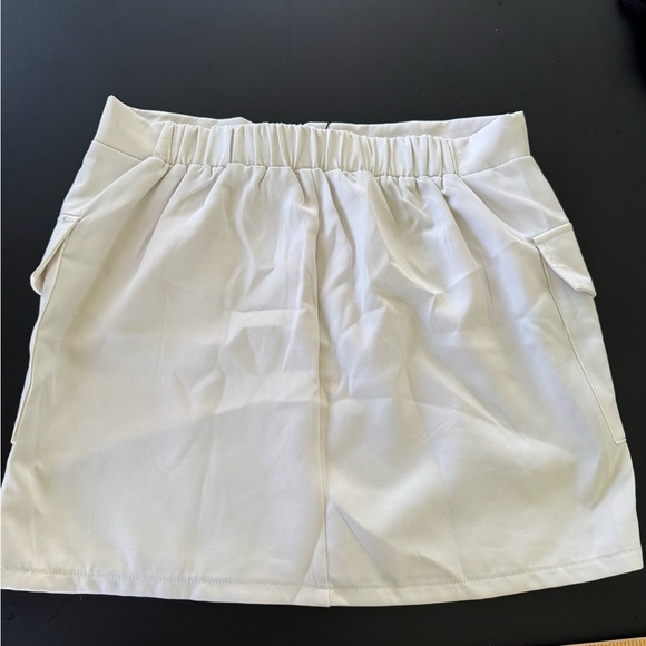 Contempo | Skirt white/ Cream NWT - Picture 5 of 9